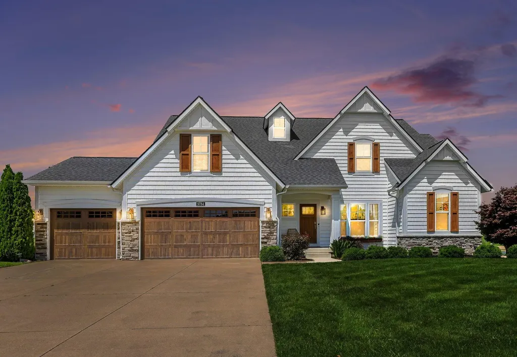9784 Waterstone Drive SE Gaines Charter Township MI 49315