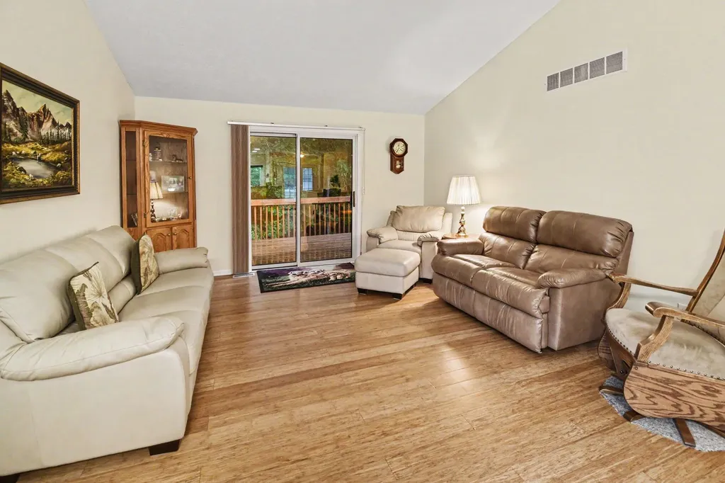 2116 Blue Bell Way Grand Rapids City MI 49504