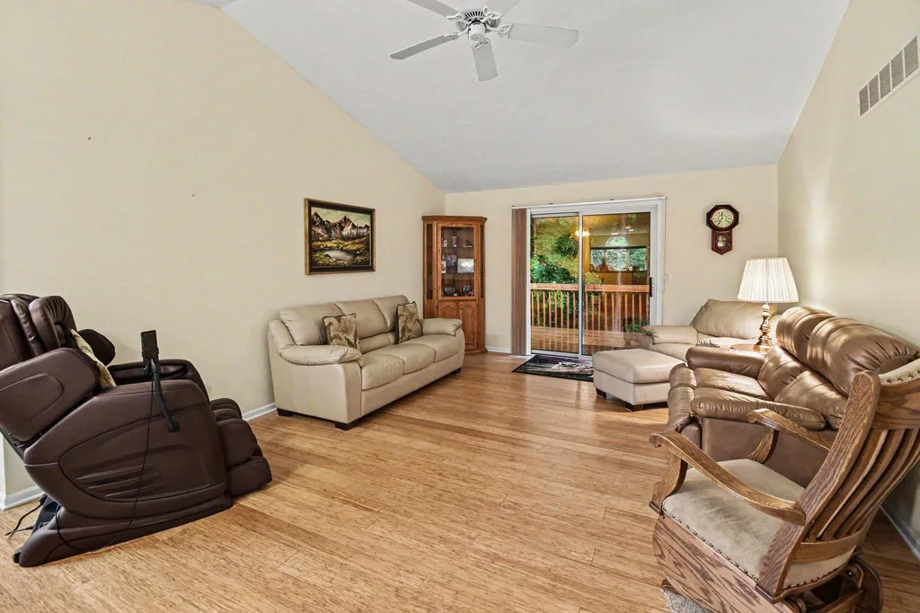 2116 Blue Bell Way Grand Rapids City MI 49504
