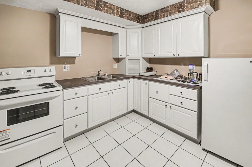 2116 Blue Bell Way Grand Rapids City MI 49504