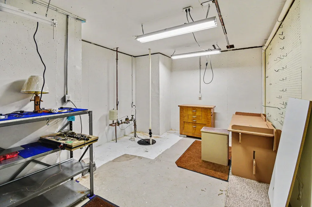 2116 Blue Bell Way Grand Rapids City MI 49504