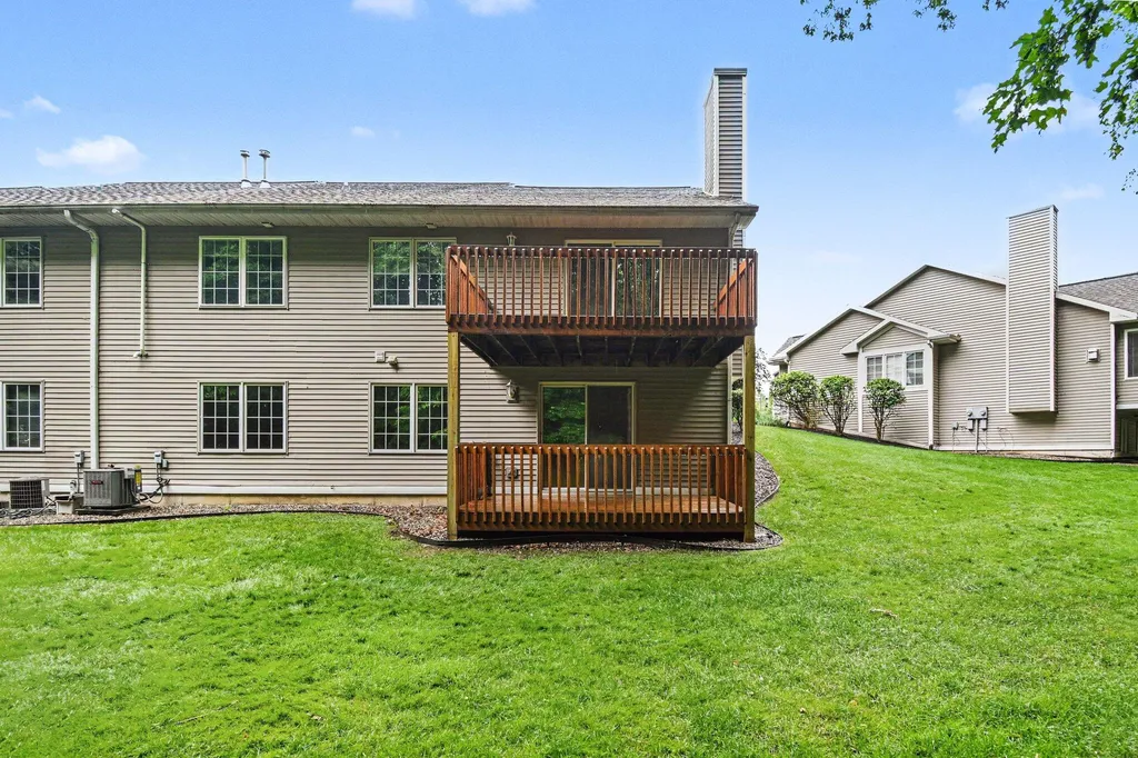 2116 Blue Bell Way Grand Rapids City MI 49504