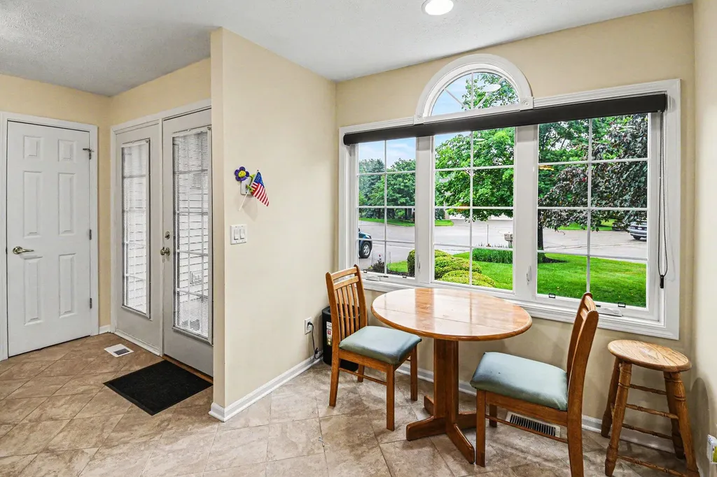 2116 Blue Bell Way Grand Rapids City MI 49504