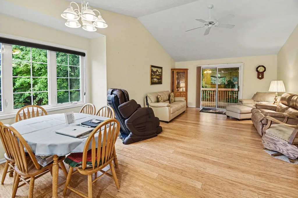 2116 Blue Bell Way Grand Rapids City MI 49504