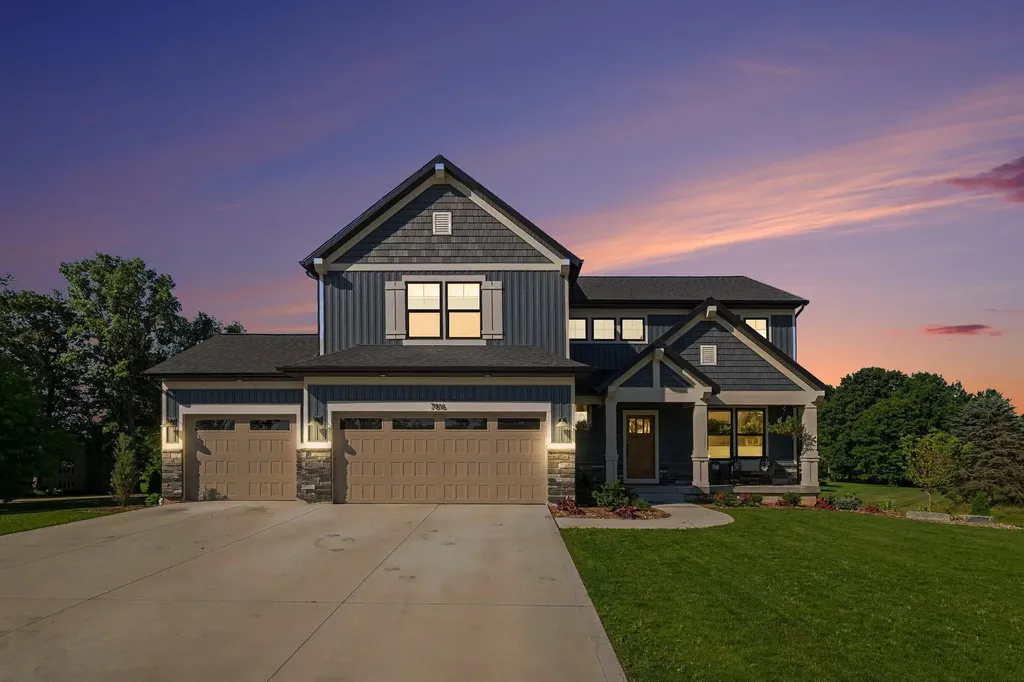 7816 Woodhurst Drive NE Cannon Township MI 49341