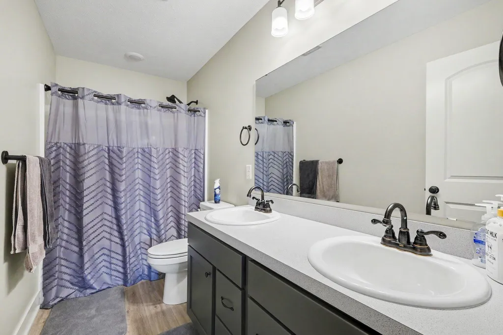 7816 Woodhurst Drive NE Cannon Township MI 49341
