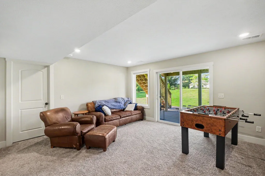 7816 Woodhurst Drive NE Cannon Township MI 49341
