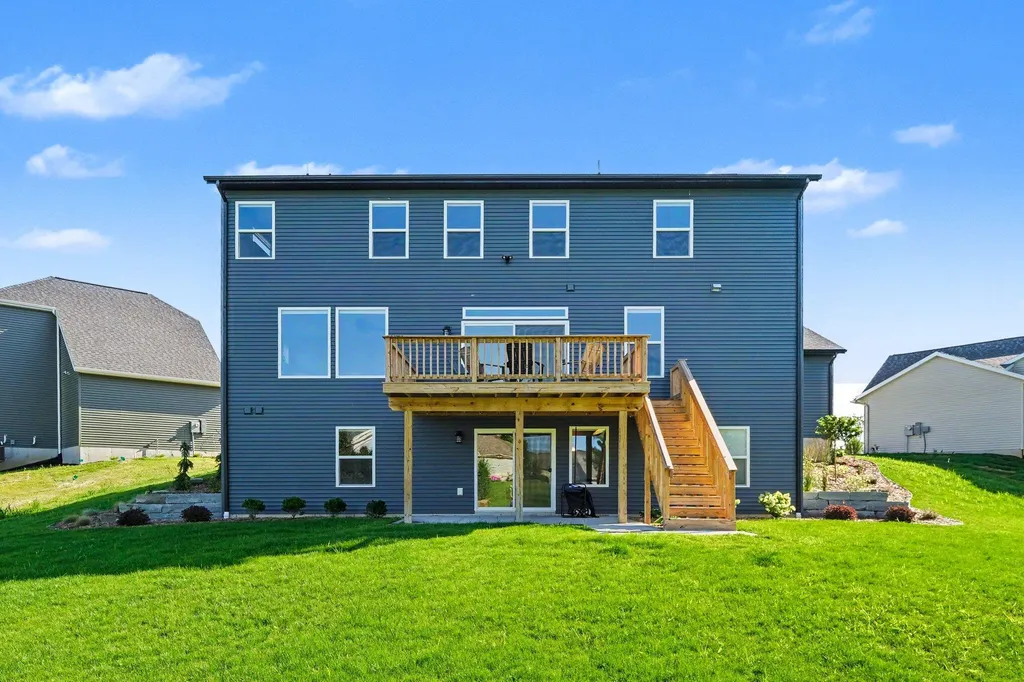 7816 Woodhurst Drive NE Cannon Township MI 49341