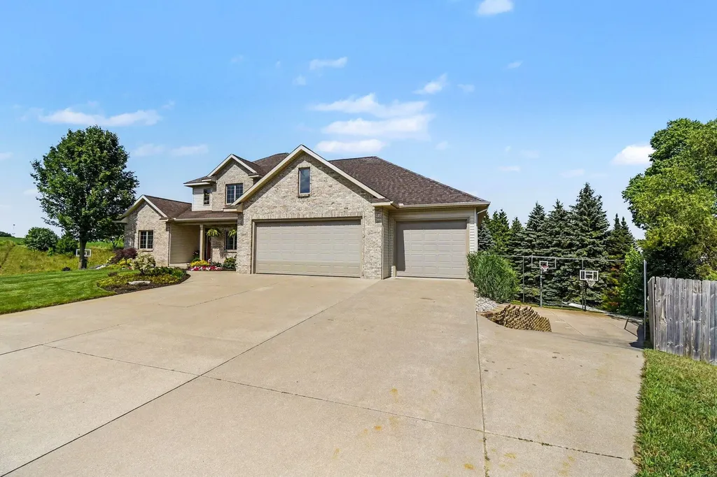 3917 Sidehill Drive Hudsonville City MI 49426