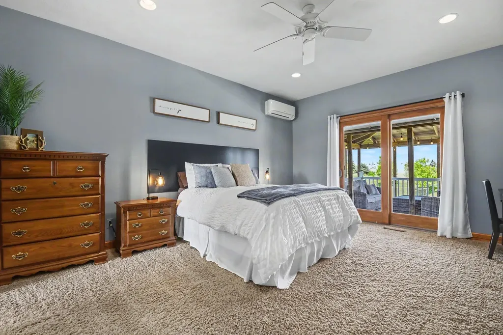3917 Sidehill Drive Hudsonville City MI 49426