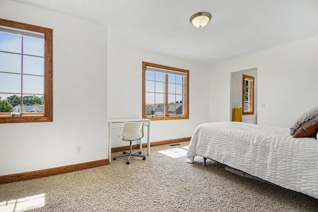 3917 Sidehill Drive Hudsonville City MI 49426