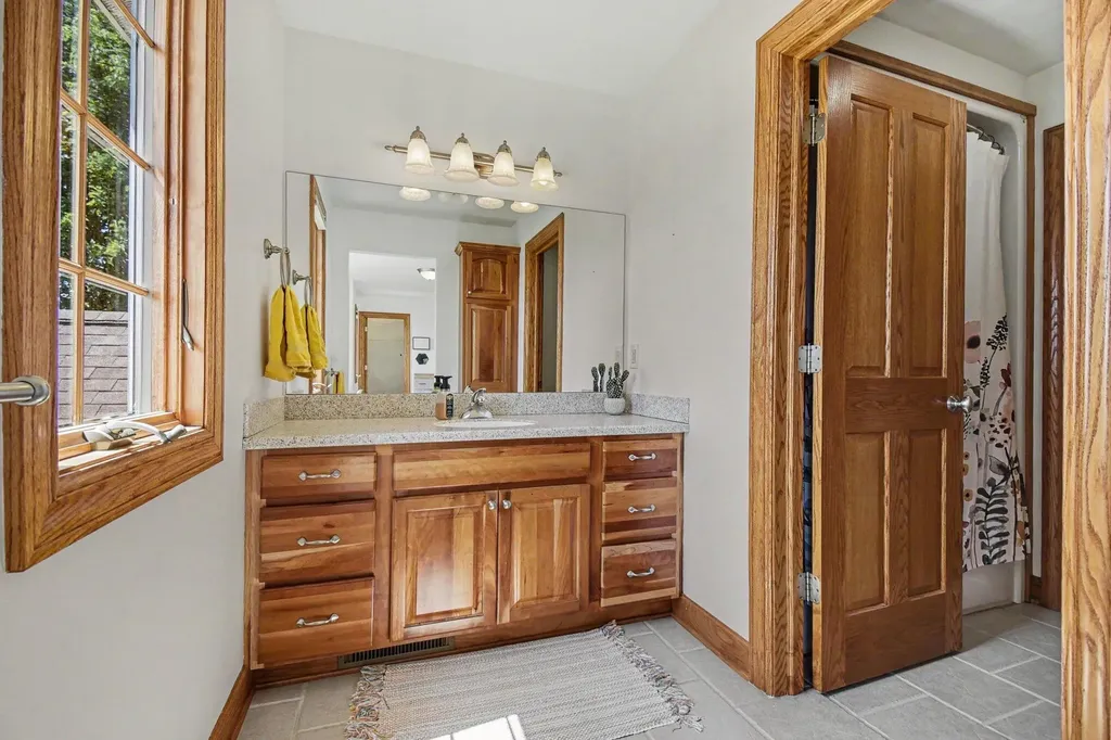 3917 Sidehill Drive Hudsonville City MI 49426