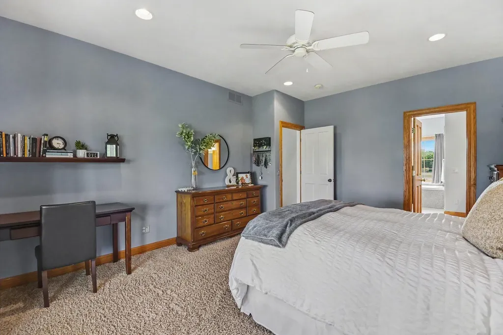 3917 Sidehill Drive Hudsonville City MI 49426