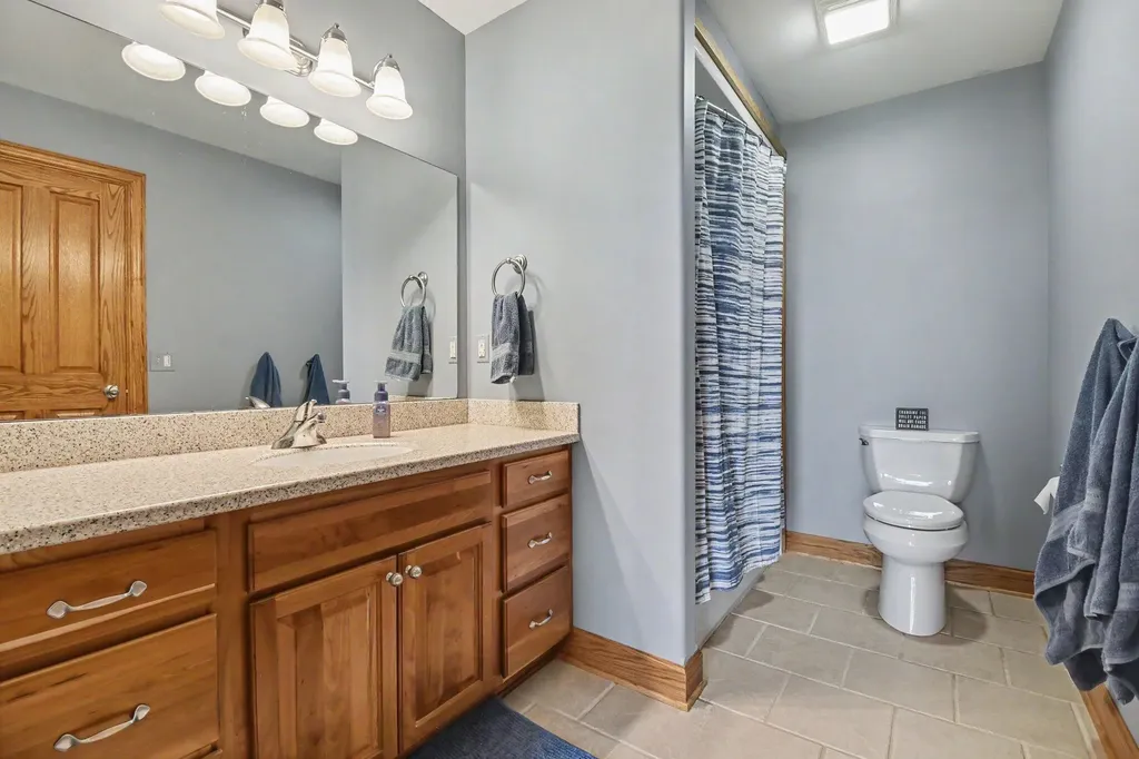 3917 Sidehill Drive Hudsonville City MI 49426