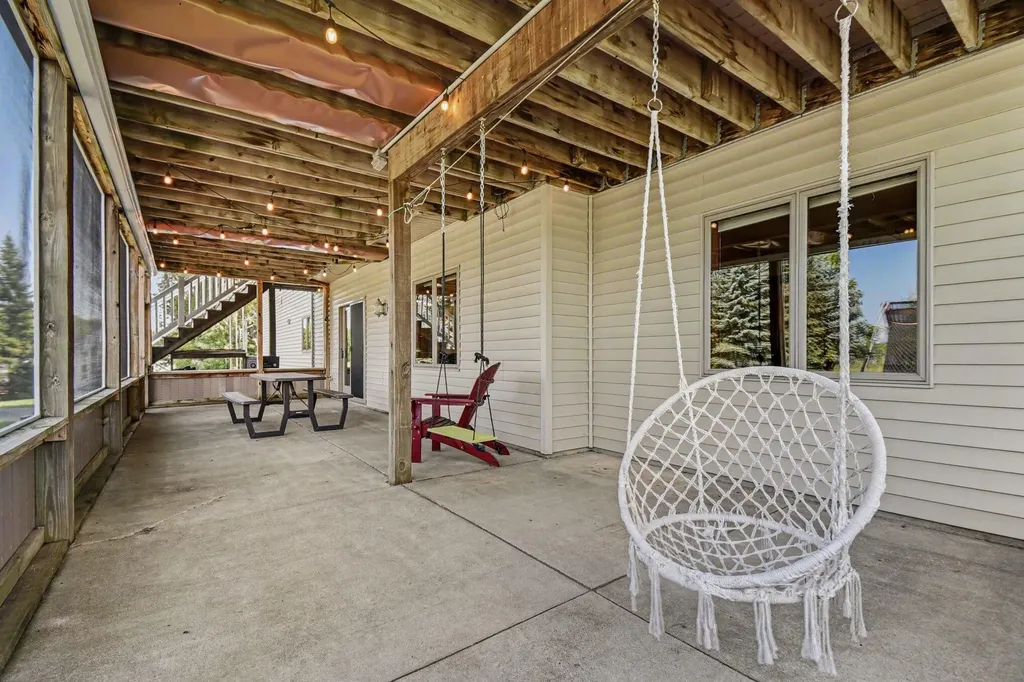 3917 Sidehill Drive Hudsonville City MI 49426
