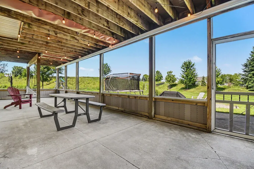 3917 Sidehill Drive Hudsonville City MI 49426