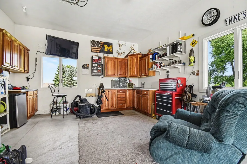 3917 Sidehill Drive Hudsonville City MI 49426