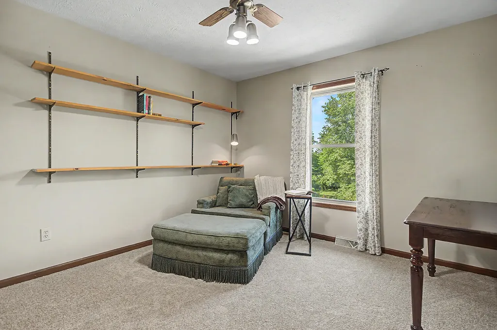 2274 Stowevalley Drive SE Kentwood City MI 49508