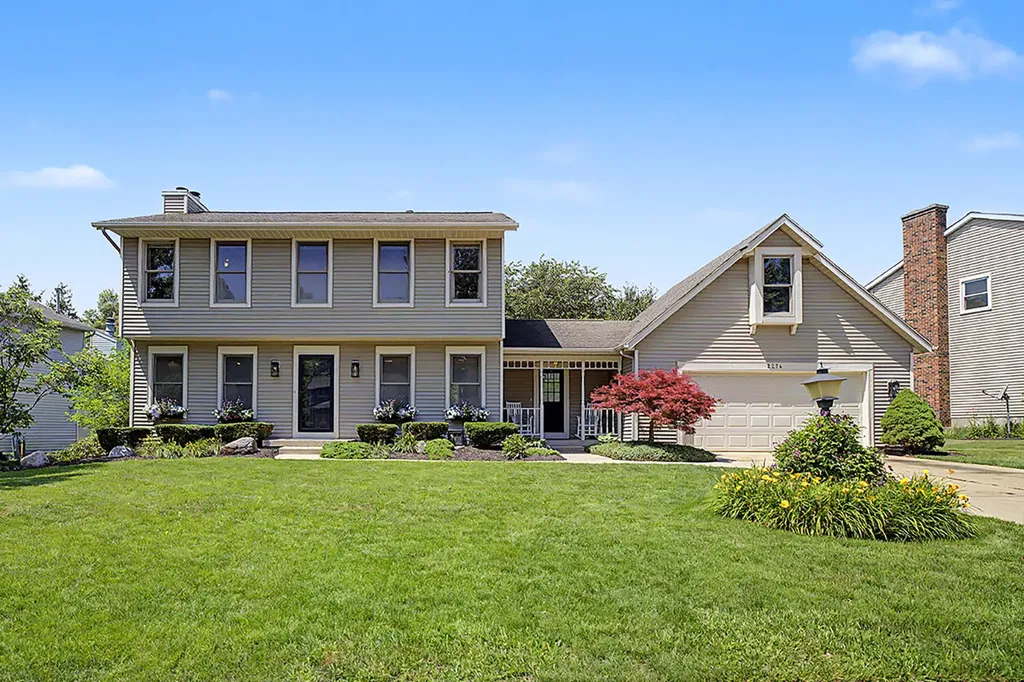 2274 Stowevalley Drive SE Kentwood City MI 49508