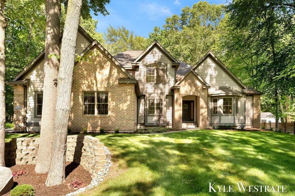 6334 Red Rock Court Norton Shores City MI 49444