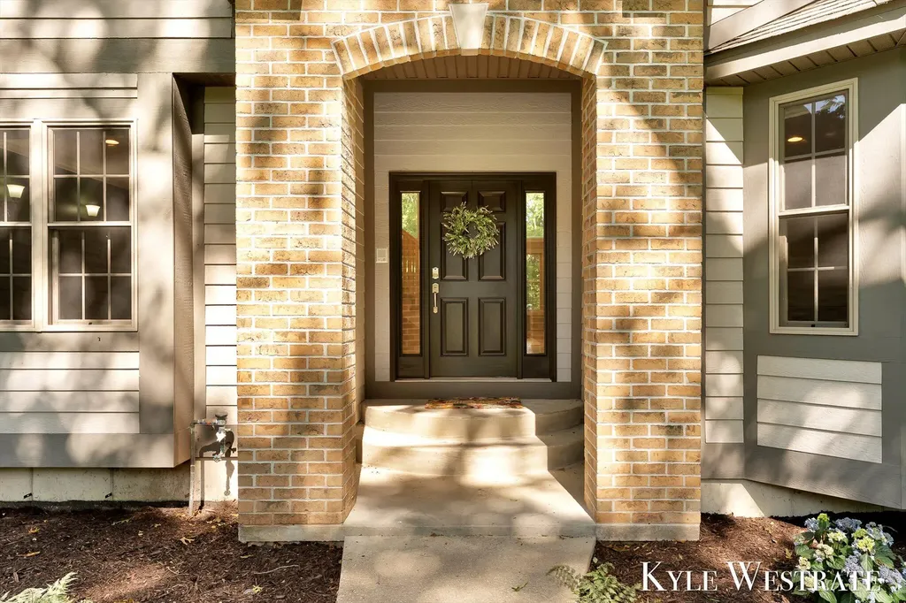 6334 Red Rock Court Norton Shores City MI 49444
