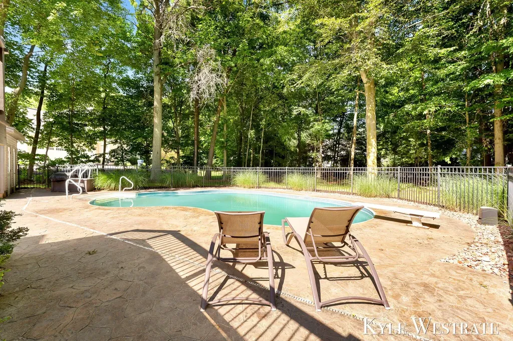 6334 Red Rock Court Norton Shores City MI 49444