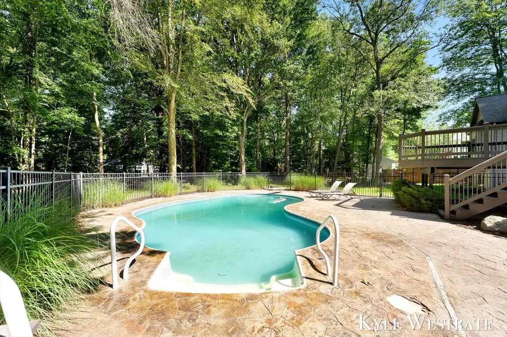 6334 Red Rock Court Norton Shores City MI 49444