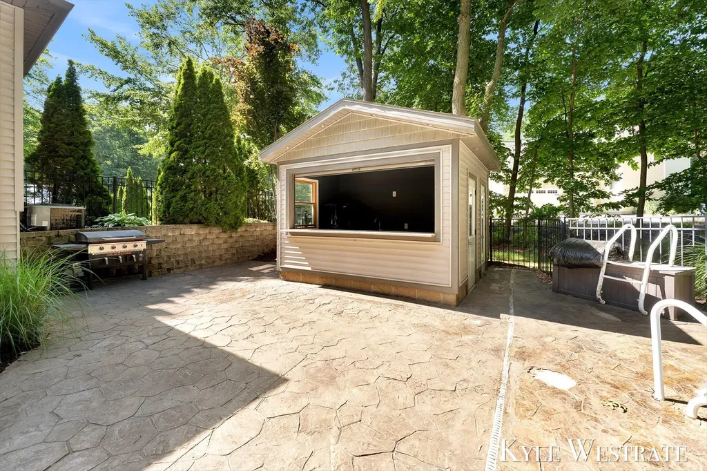 6334 Red Rock Court Norton Shores City MI 49444