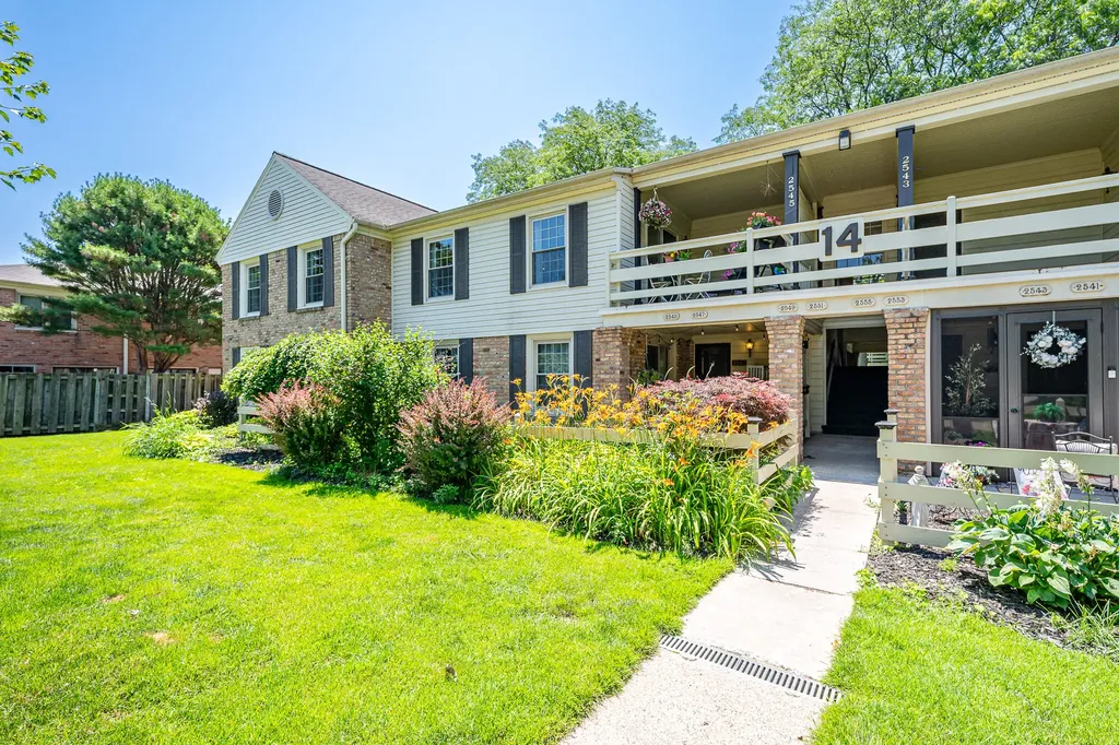 2545 Abbington Drive SE Grand Rapids City MI 49506