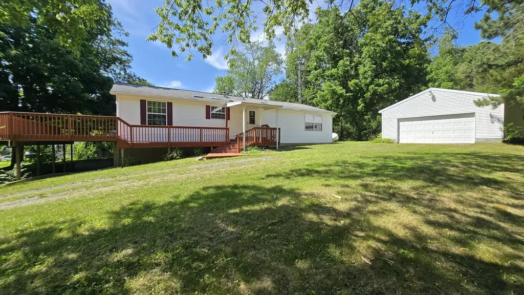 6700 Lorne Drive Riverton Township MI 49449