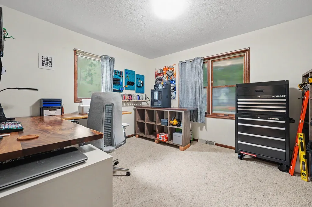 1657 Loralee Street SE Grand Rapids City MI 49508