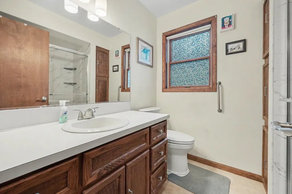 1657 Loralee Street SE Grand Rapids City MI 49508