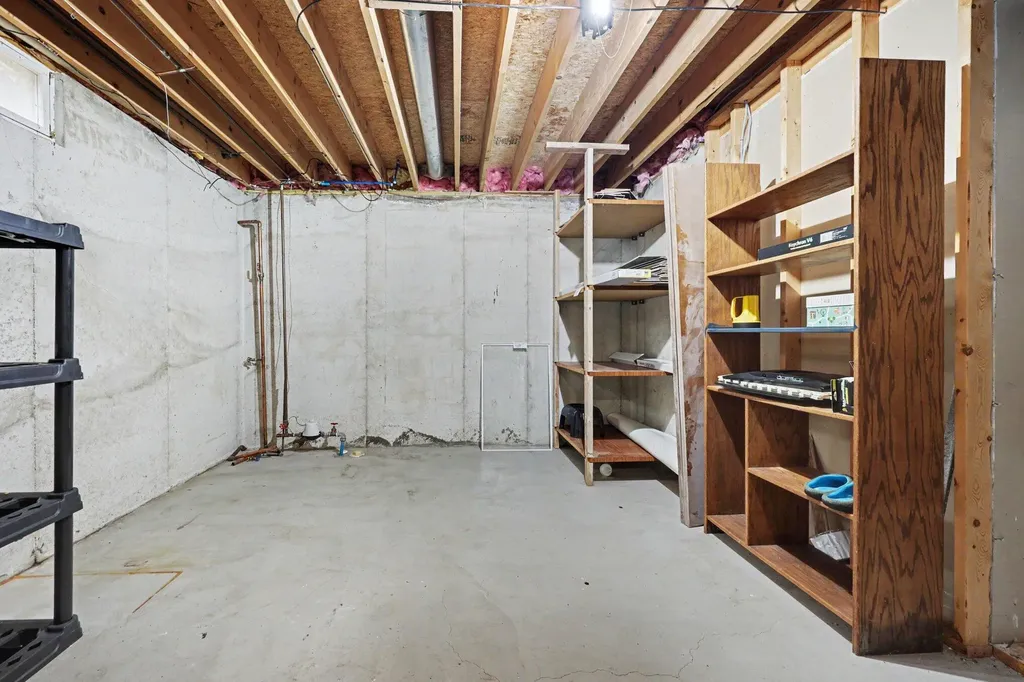 1657 Loralee Street SE Grand Rapids City MI 49508