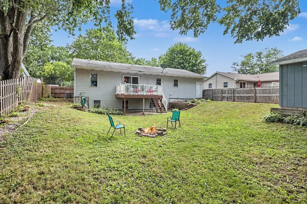 1657 Loralee Street SE Grand Rapids City MI 49508