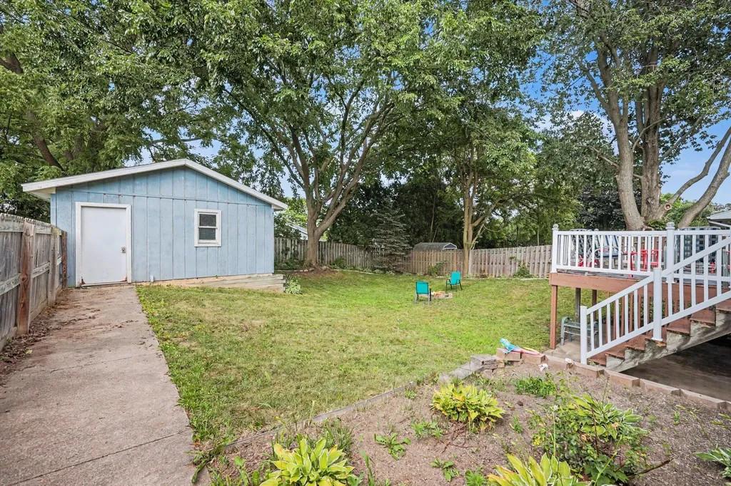 1657 Loralee Street SE Grand Rapids City MI 49508