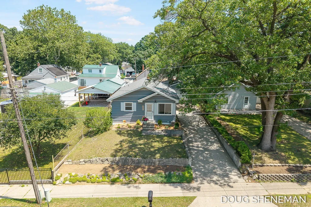 3924 Heron Avenue SW Wyoming City MI 49509