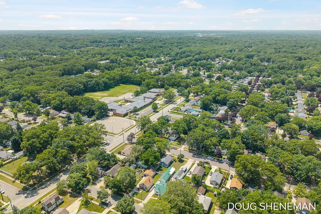 3924 Heron Avenue SW Wyoming City MI 49509