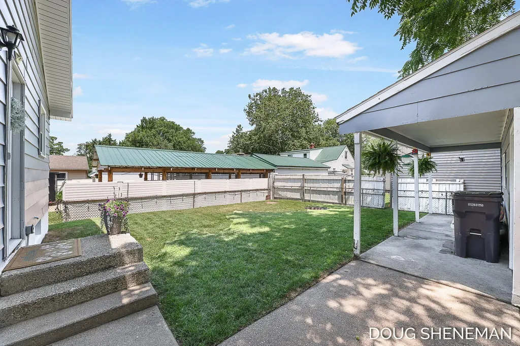 3924 Heron Avenue SW Wyoming City MI 49509