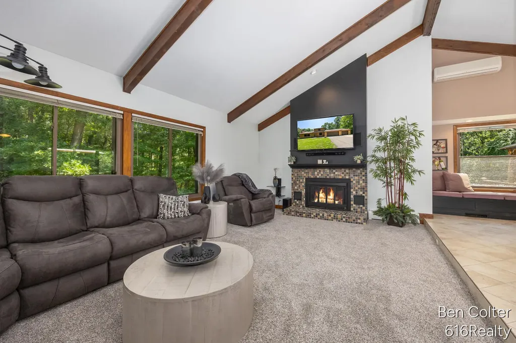 3161 Emberwood Drive SE Lowell Charter Township MI 49331