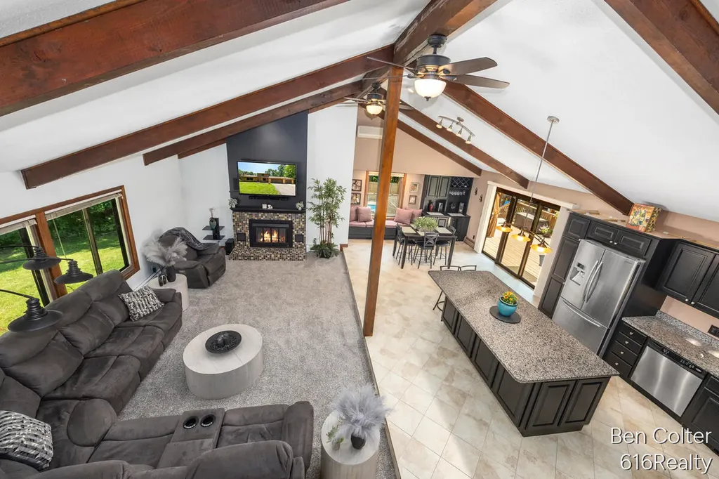 3161 Emberwood Drive SE Lowell Charter Township MI 49331
