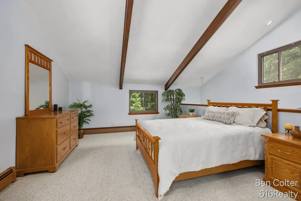 3161 Emberwood Drive SE Lowell Charter Township MI 49331