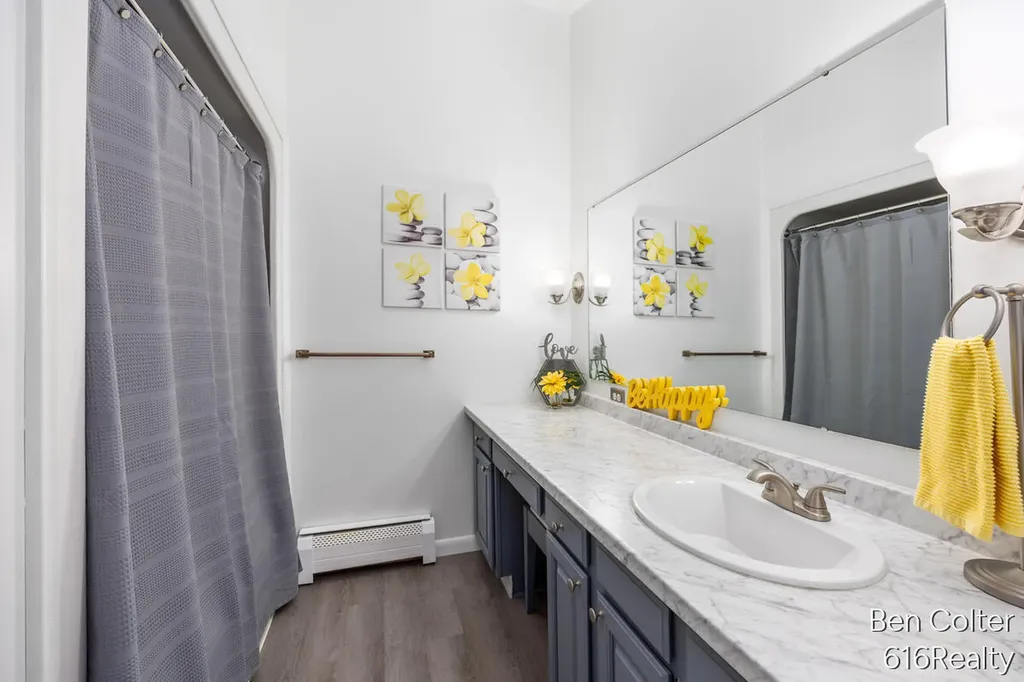 3161 Emberwood Drive SE Lowell Charter Township MI 49331