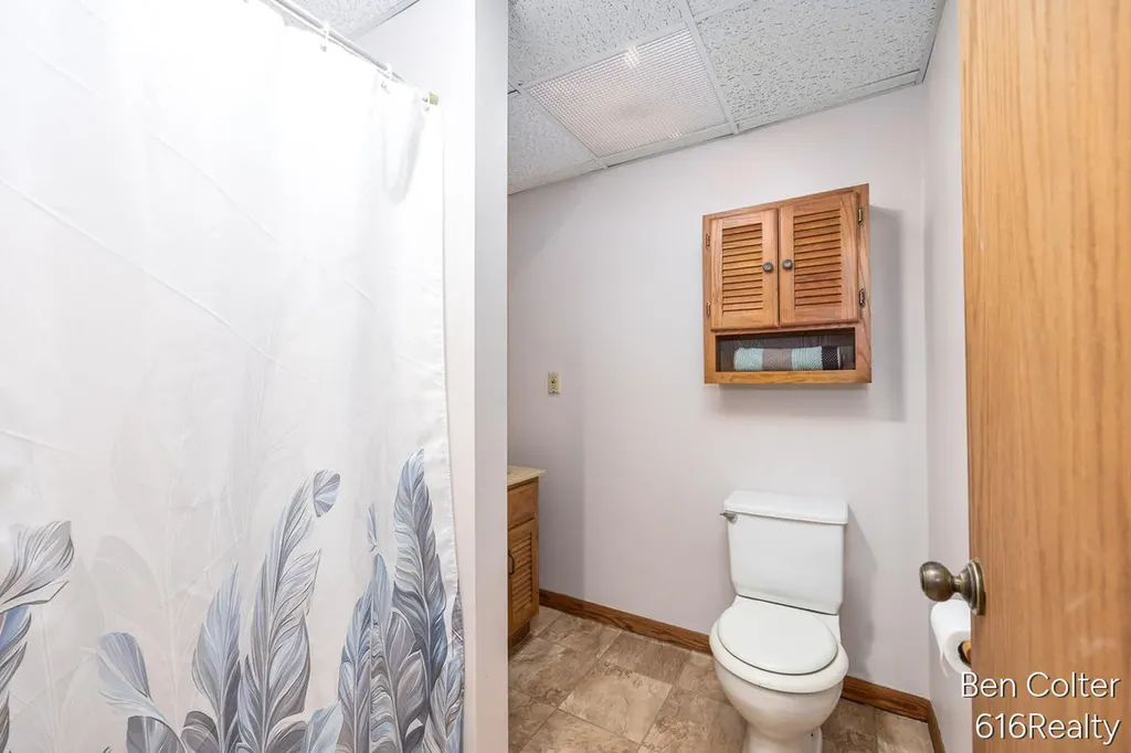 3161 Emberwood Drive SE Lowell Charter Township MI 49331
