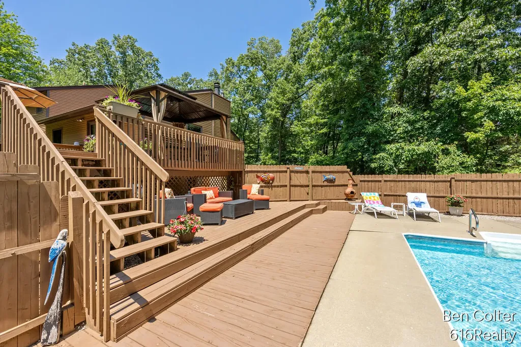 3161 Emberwood Drive SE Lowell Charter Township MI 49331