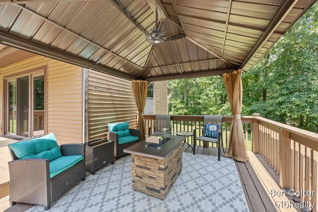 3161 Emberwood Drive SE Lowell Charter Township MI 49331