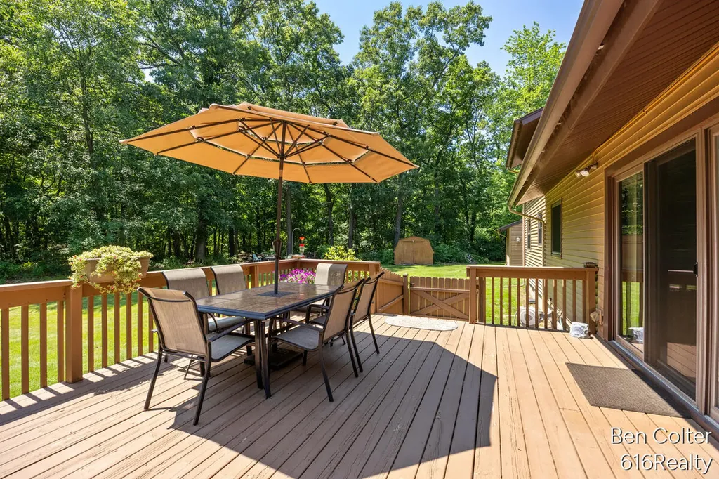3161 Emberwood Drive SE Lowell Charter Township MI 49331