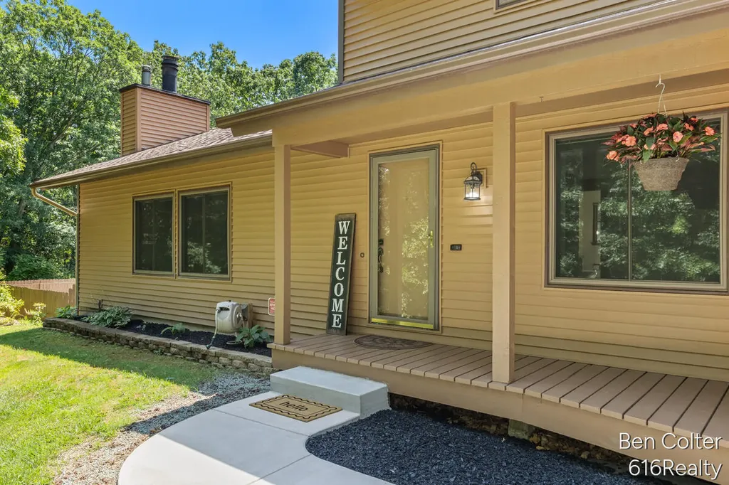 3161 Emberwood Drive SE Lowell Charter Township MI 49331
