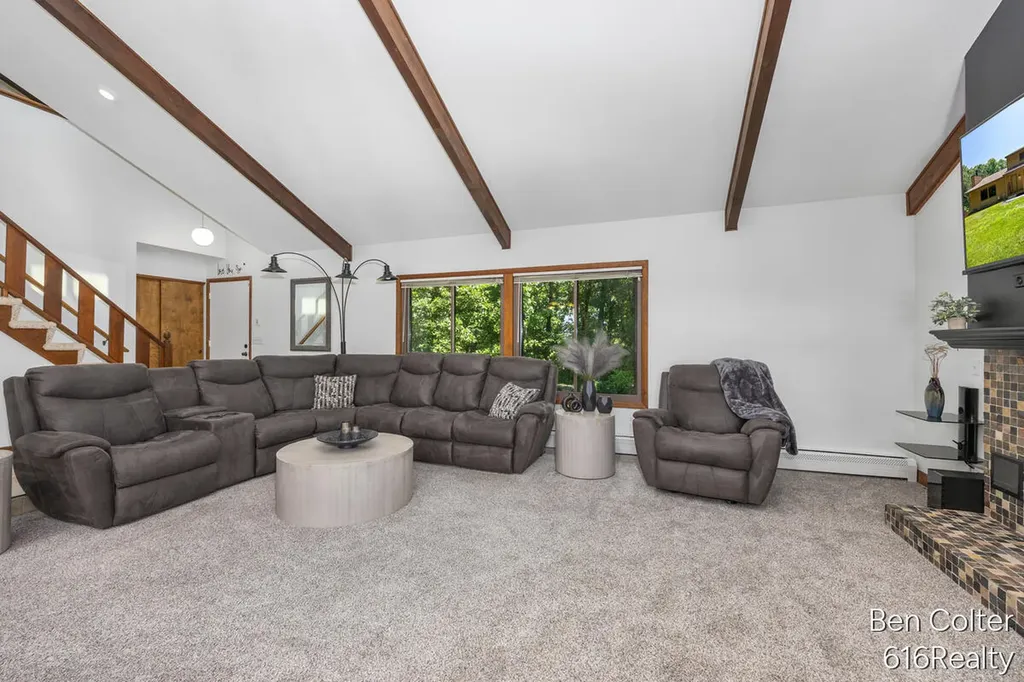 3161 Emberwood Drive SE Lowell Charter Township MI 49331