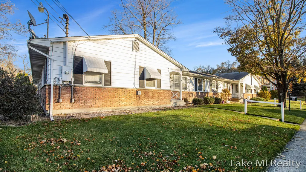 2130 Banner Drive SW Wyoming City MI 49509