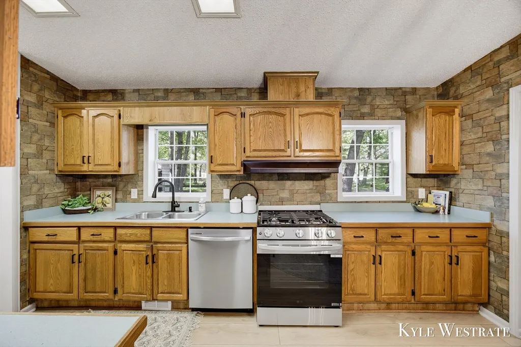 3870 115th Avenue Valley Township MI 49010